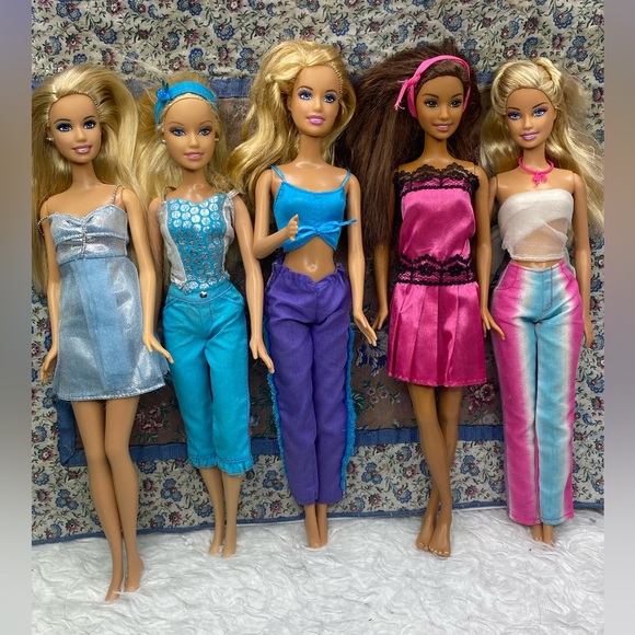Mattel Barbies Dolls - Picture 1 of 8
